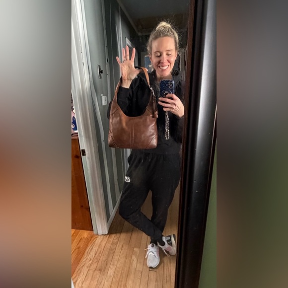 Coach. Elegant Brown Leather Shoulder Bag - Picture 14 of 15